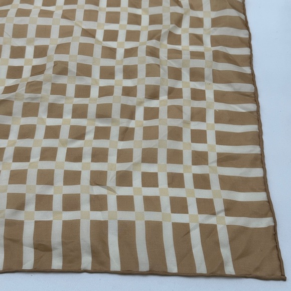 VTG Echo Square Scarf 100% Silk Brown Geometric Scarf Made in Japan 27” X 27” - Picture 3 of 7